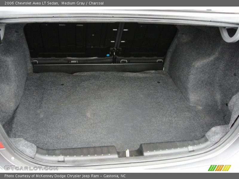 Medium Gray / Charcoal 2006 Chevrolet Aveo LT Sedan