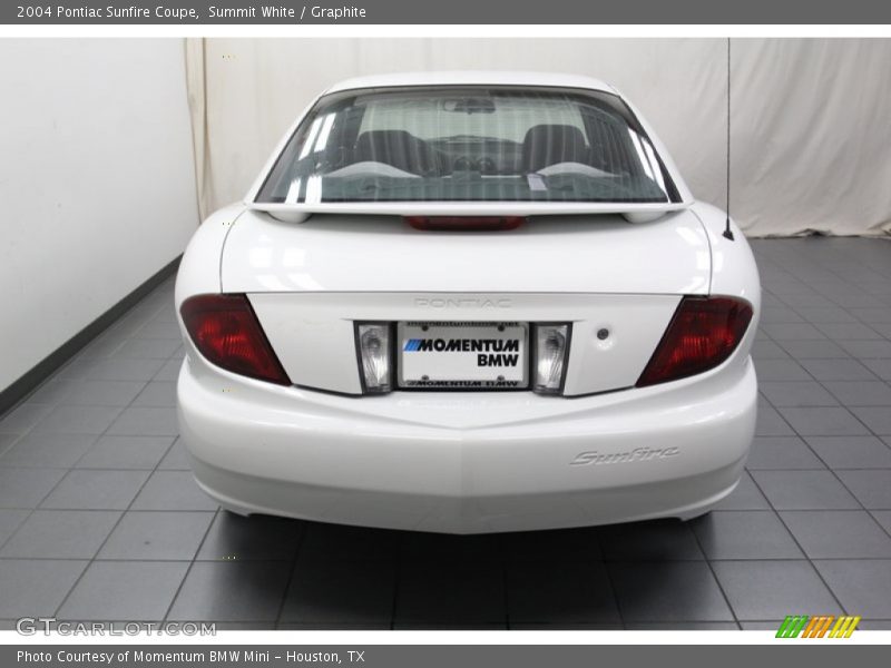 Summit White / Graphite 2004 Pontiac Sunfire Coupe