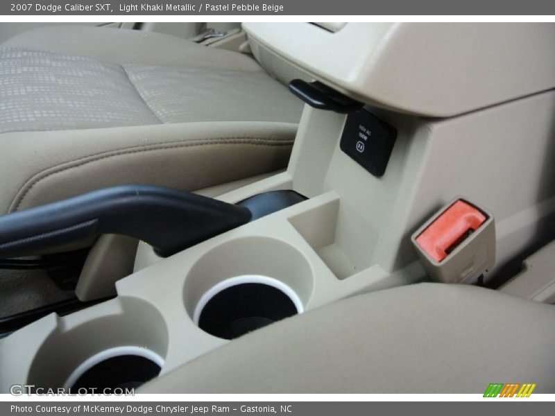 Light Khaki Metallic / Pastel Pebble Beige 2007 Dodge Caliber SXT