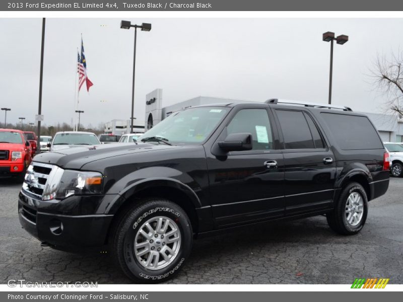 Front 3/4 View of 2013 Expedition EL Limited 4x4