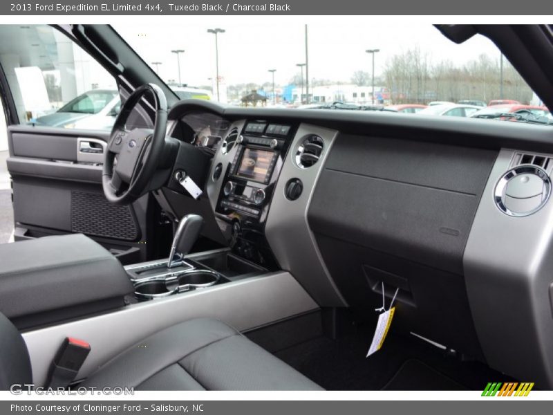 Tuxedo Black / Charcoal Black 2013 Ford Expedition EL Limited 4x4