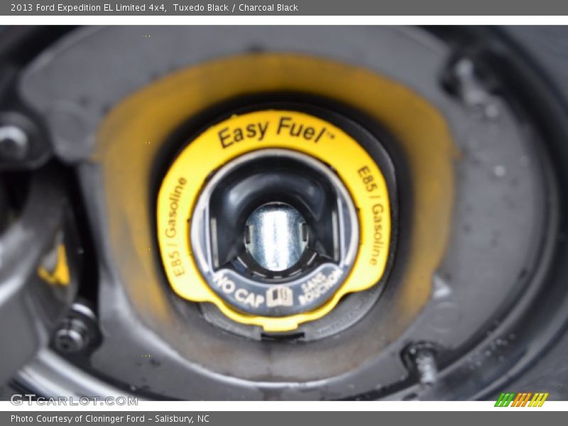 Tuxedo Black / Charcoal Black 2013 Ford Expedition EL Limited 4x4