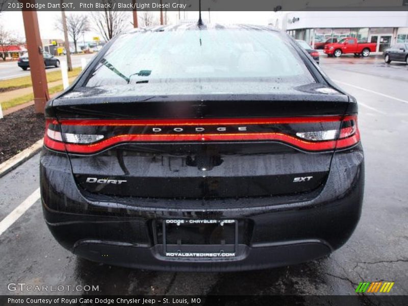 Pitch Black / Black/Light Diesel Gray 2013 Dodge Dart SXT