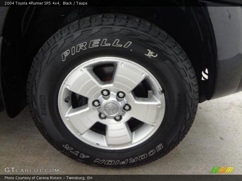 Black / Taupe 2004 Toyota 4Runner SR5 4x4