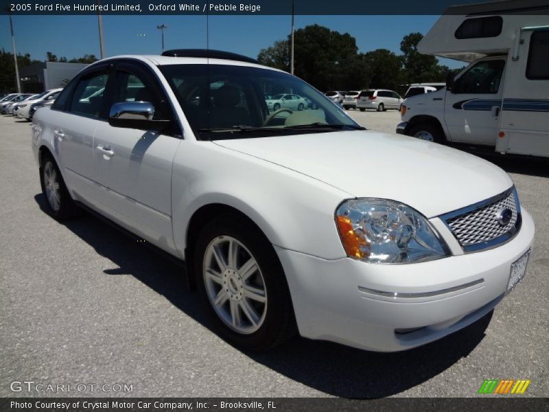 Oxford White / Pebble Beige 2005 Ford Five Hundred Limited