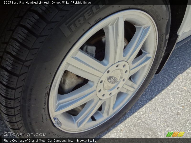 Oxford White / Pebble Beige 2005 Ford Five Hundred Limited