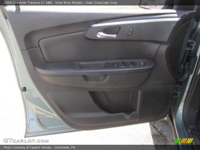Silver Moss Metallic / Dark Gray/Light Gray 2009 Chevrolet Traverse LT AWD