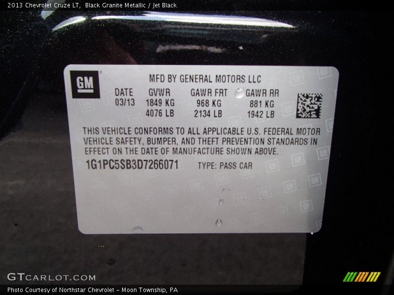 Black Granite Metallic / Jet Black 2013 Chevrolet Cruze LT