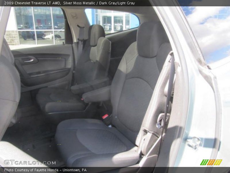 Silver Moss Metallic / Dark Gray/Light Gray 2009 Chevrolet Traverse LT AWD
