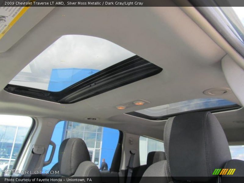 Silver Moss Metallic / Dark Gray/Light Gray 2009 Chevrolet Traverse LT AWD