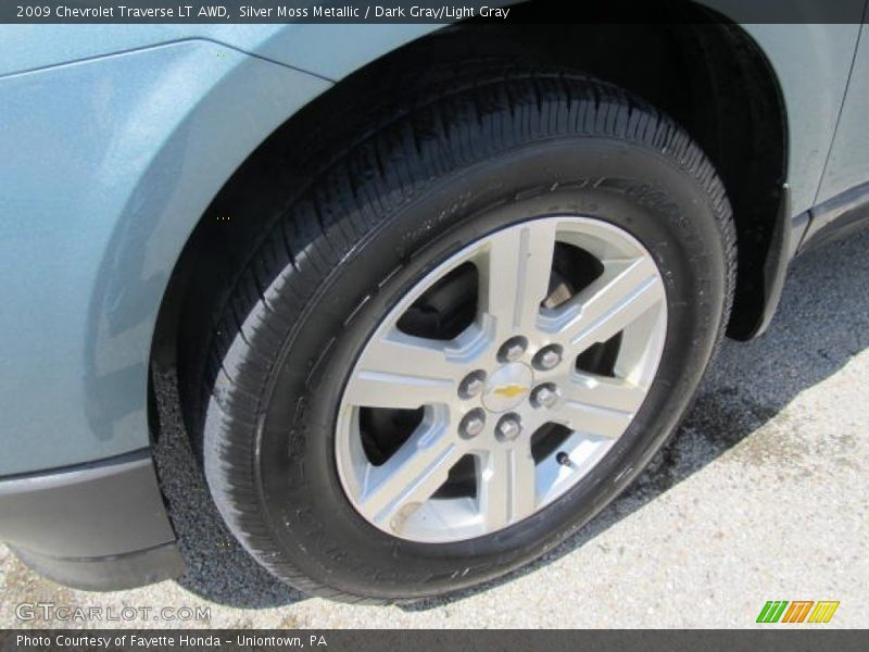 Silver Moss Metallic / Dark Gray/Light Gray 2009 Chevrolet Traverse LT AWD