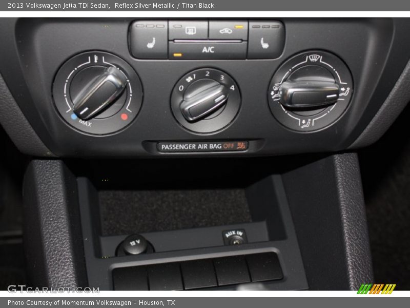 Reflex Silver Metallic / Titan Black 2013 Volkswagen Jetta TDI Sedan