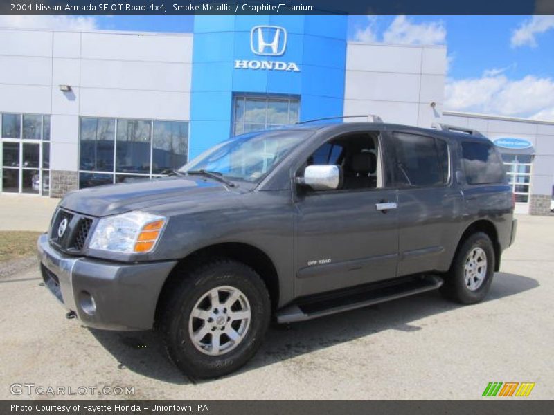 Front 3/4 View of 2004 Armada SE Off Road 4x4