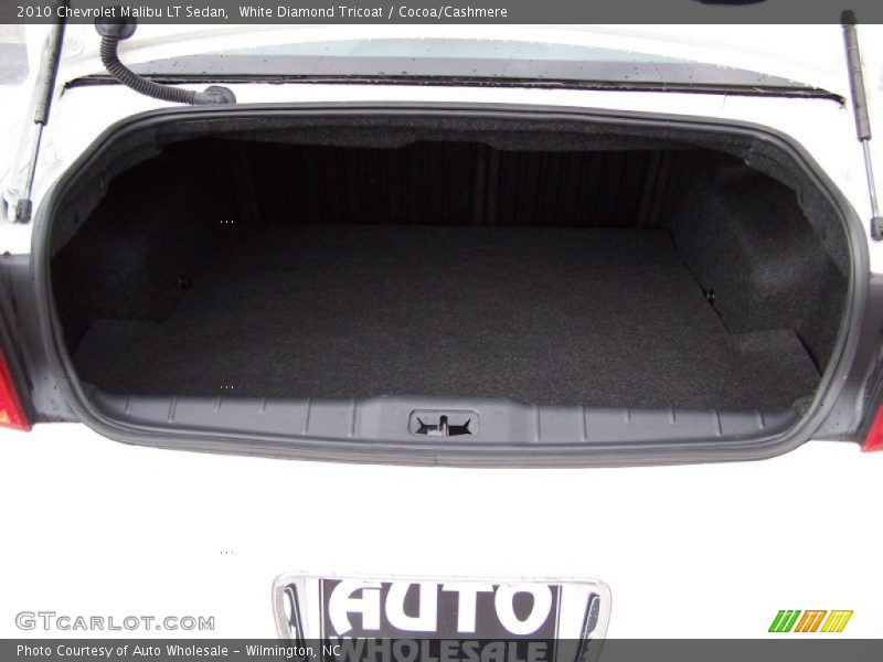 White Diamond Tricoat / Cocoa/Cashmere 2010 Chevrolet Malibu LT Sedan