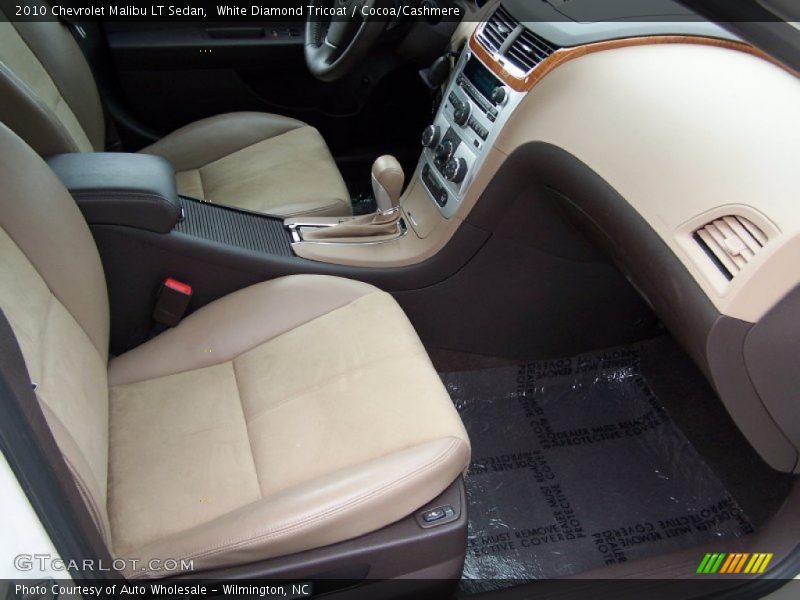 White Diamond Tricoat / Cocoa/Cashmere 2010 Chevrolet Malibu LT Sedan