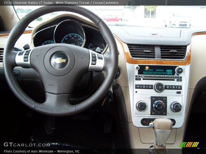 White Diamond Tricoat / Cocoa/Cashmere 2010 Chevrolet Malibu LT Sedan