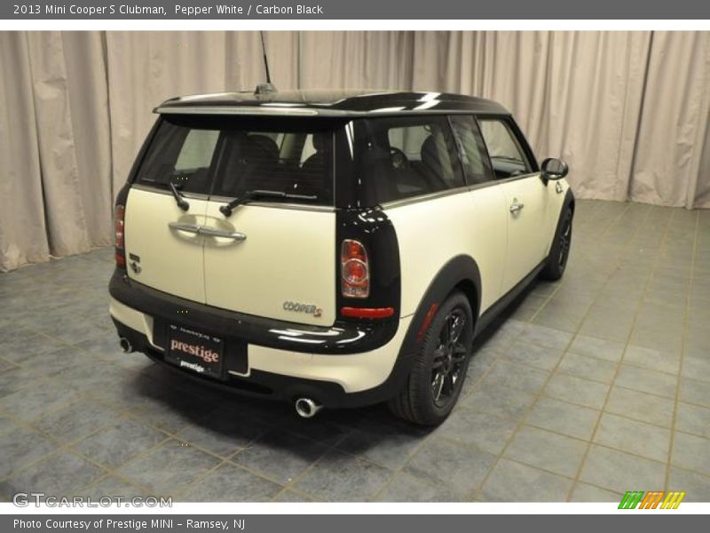 Pepper White / Carbon Black 2013 Mini Cooper S Clubman