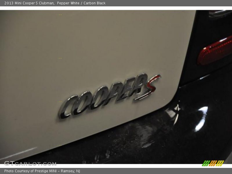 Pepper White / Carbon Black 2013 Mini Cooper S Clubman