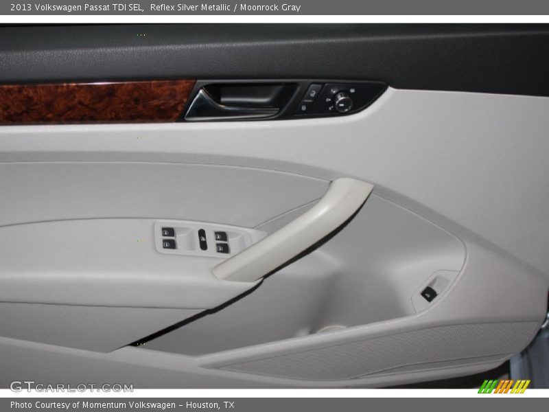 Reflex Silver Metallic / Moonrock Gray 2013 Volkswagen Passat TDI SEL