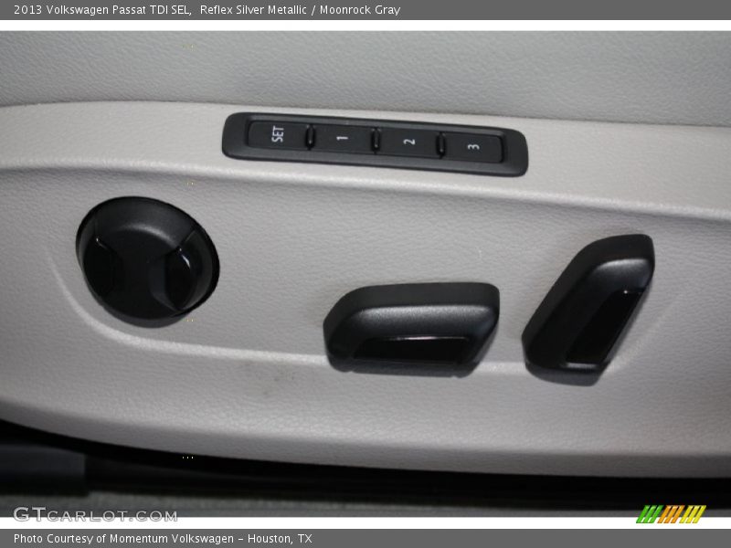 Reflex Silver Metallic / Moonrock Gray 2013 Volkswagen Passat TDI SEL