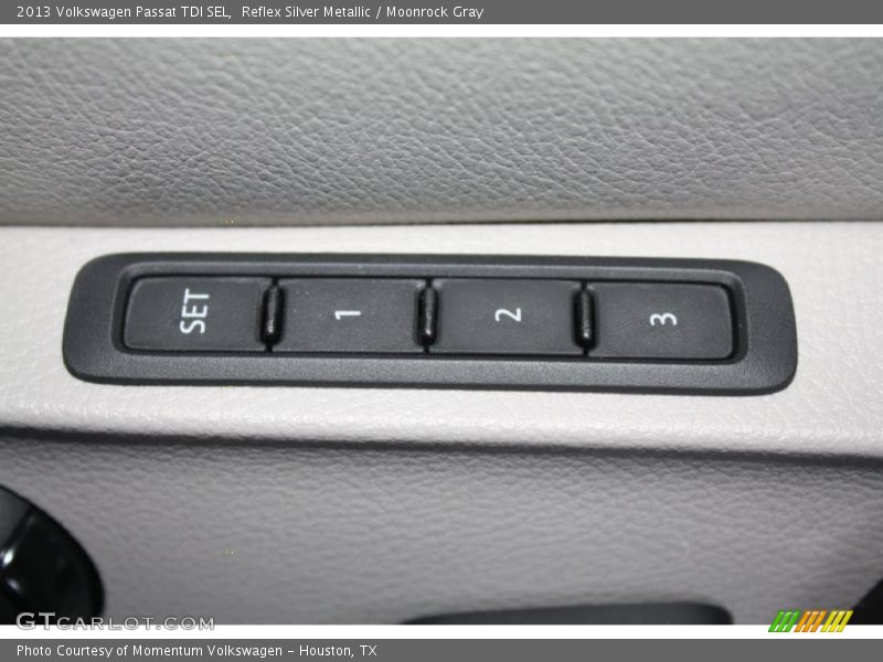 Reflex Silver Metallic / Moonrock Gray 2013 Volkswagen Passat TDI SEL