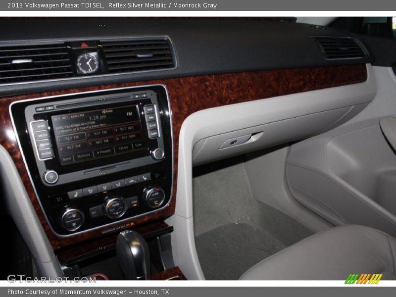 Reflex Silver Metallic / Moonrock Gray 2013 Volkswagen Passat TDI SEL