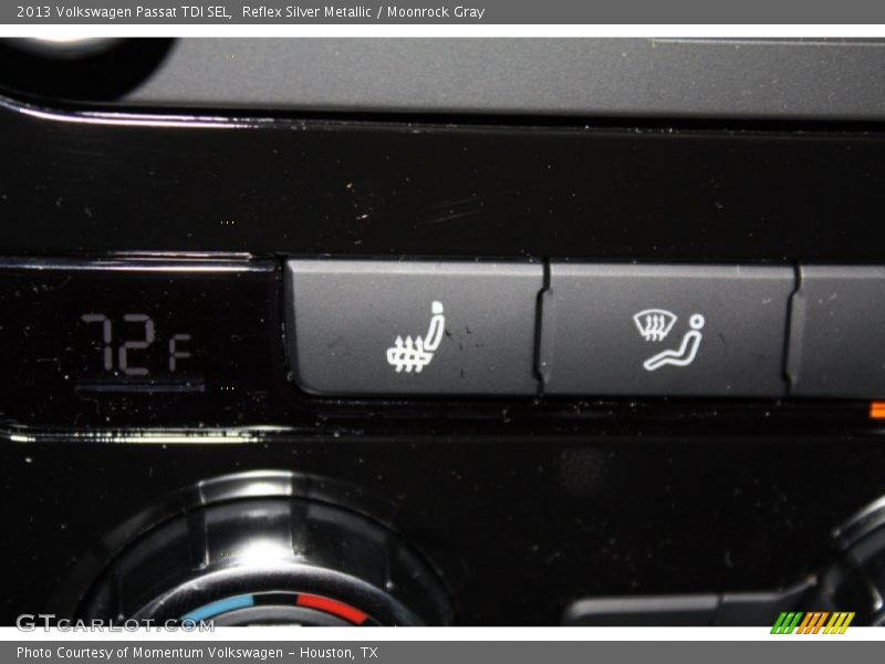 Controls of 2013 Passat TDI SEL