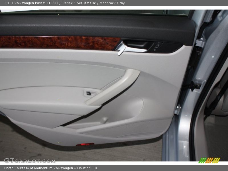 Reflex Silver Metallic / Moonrock Gray 2013 Volkswagen Passat TDI SEL