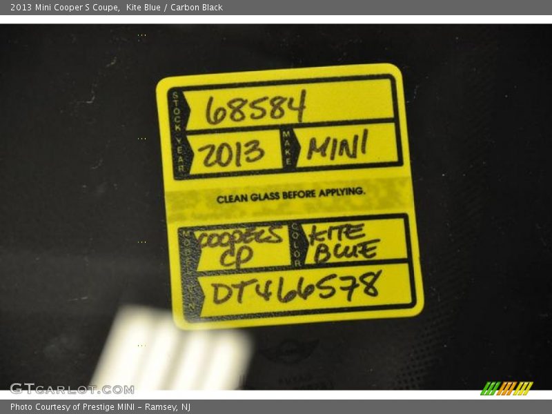 Kite Blue / Carbon Black 2013 Mini Cooper S Coupe