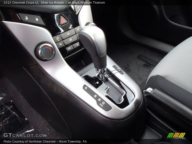 Silver Ice Metallic / Jet Black/Medium Titanium 2013 Chevrolet Cruze LS