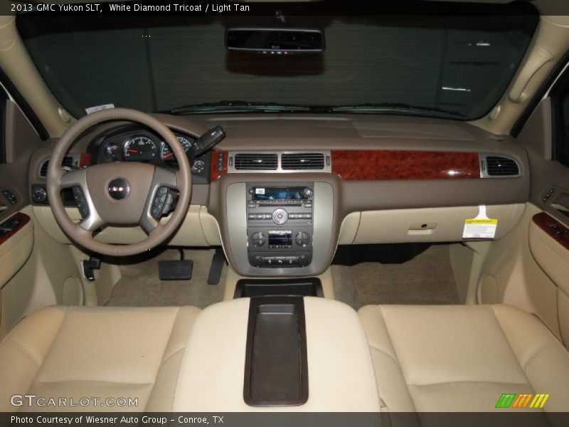 White Diamond Tricoat / Light Tan 2013 GMC Yukon SLT