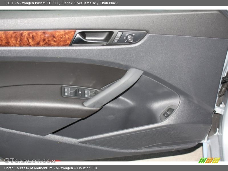Reflex Silver Metallic / Titan Black 2013 Volkswagen Passat TDI SEL