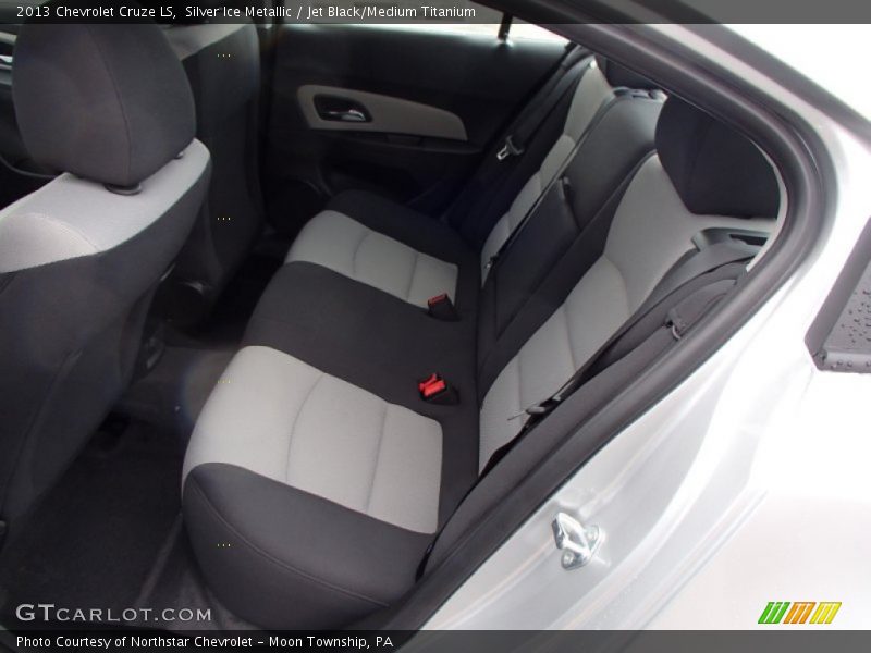 Silver Ice Metallic / Jet Black/Medium Titanium 2013 Chevrolet Cruze LS