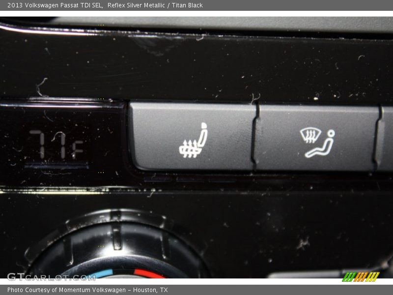Reflex Silver Metallic / Titan Black 2013 Volkswagen Passat TDI SEL