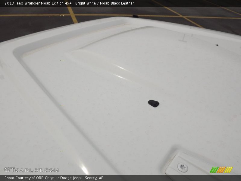 Bright White / Moab Black Leather 2013 Jeep Wrangler Moab Edition 4x4