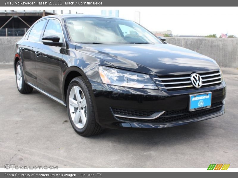 Black / Cornsilk Beige 2013 Volkswagen Passat 2.5L SE