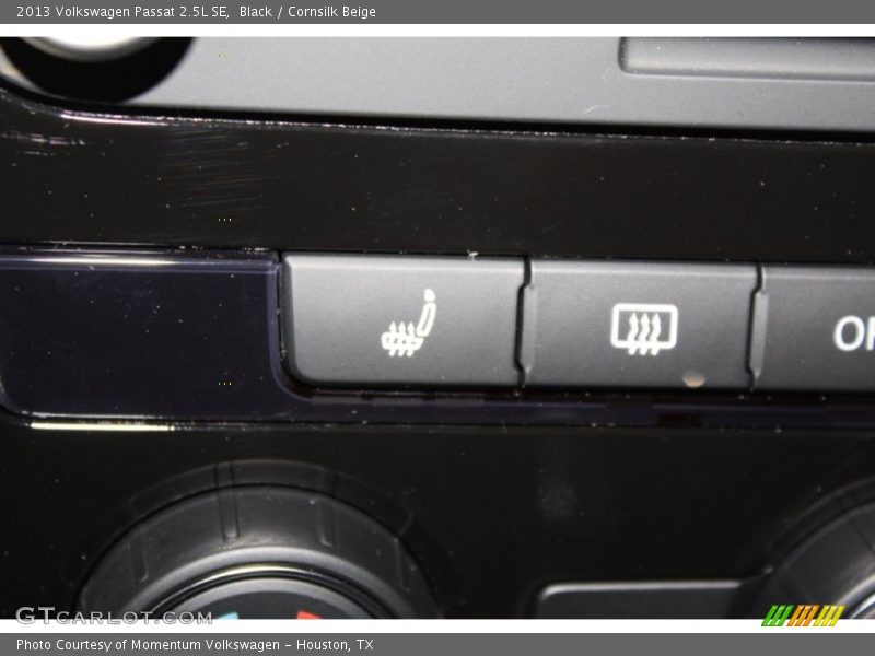 Black / Cornsilk Beige 2013 Volkswagen Passat 2.5L SE