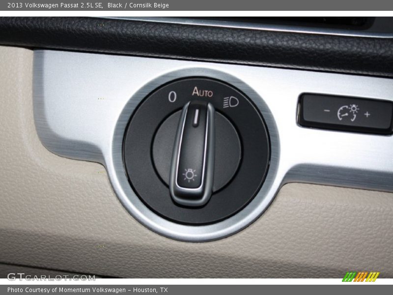 Black / Cornsilk Beige 2013 Volkswagen Passat 2.5L SE