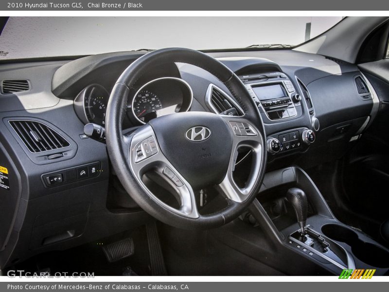 Dashboard of 2010 Tucson GLS