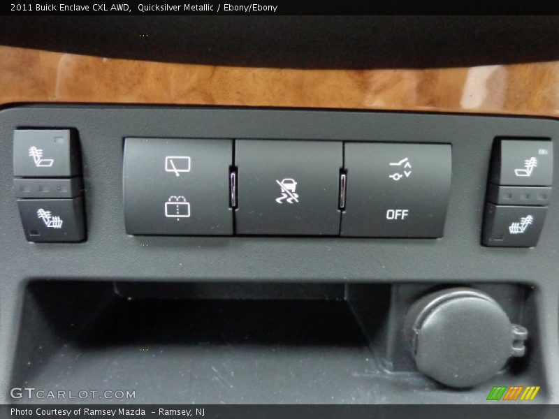 Quicksilver Metallic / Ebony/Ebony 2011 Buick Enclave CXL AWD