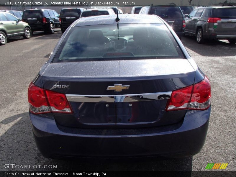 Atlantis Blue Metallic / Jet Black/Medium Titanium 2013 Chevrolet Cruze LS