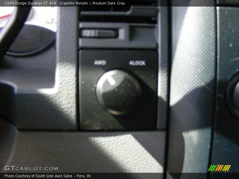Graphite Metallic / Medium Slate Gray 2004 Dodge Durango ST 4x4