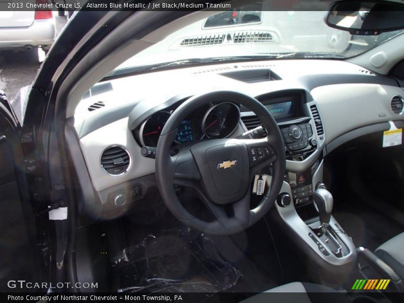 Atlantis Blue Metallic / Jet Black/Medium Titanium 2013 Chevrolet Cruze LS