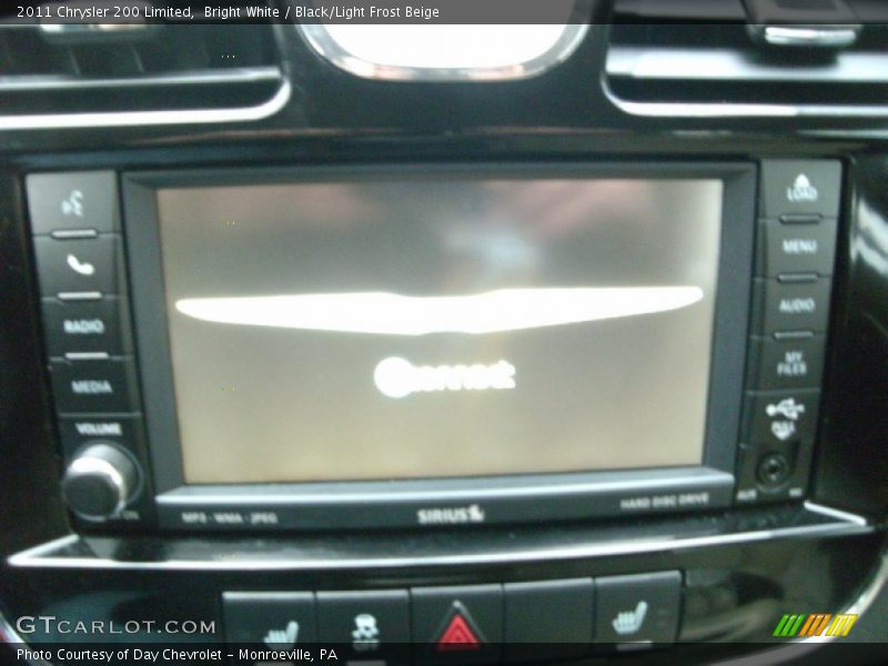 Bright White / Black/Light Frost Beige 2011 Chrysler 200 Limited