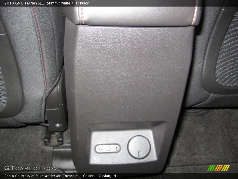 Summit White / Jet Black 2010 GMC Terrain SLE
