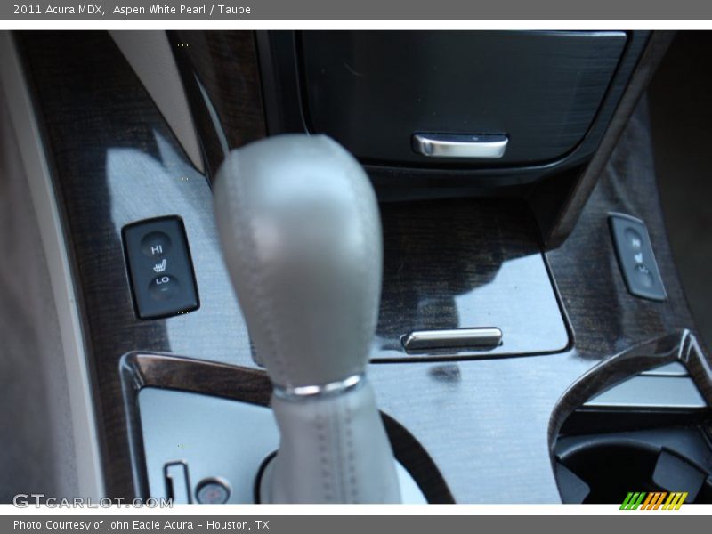 Aspen White Pearl / Taupe 2011 Acura MDX