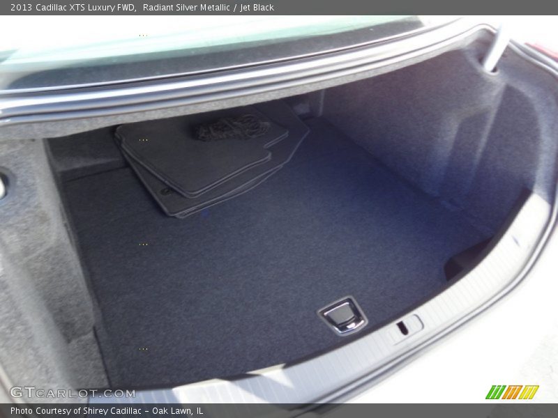 Radiant Silver Metallic / Jet Black 2013 Cadillac XTS Luxury FWD