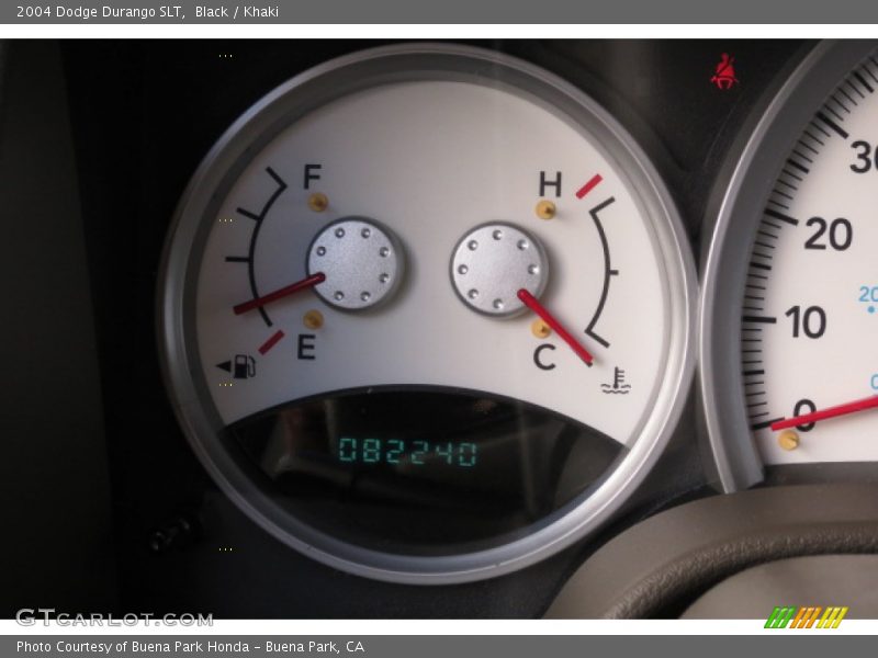 Black / Khaki 2004 Dodge Durango SLT