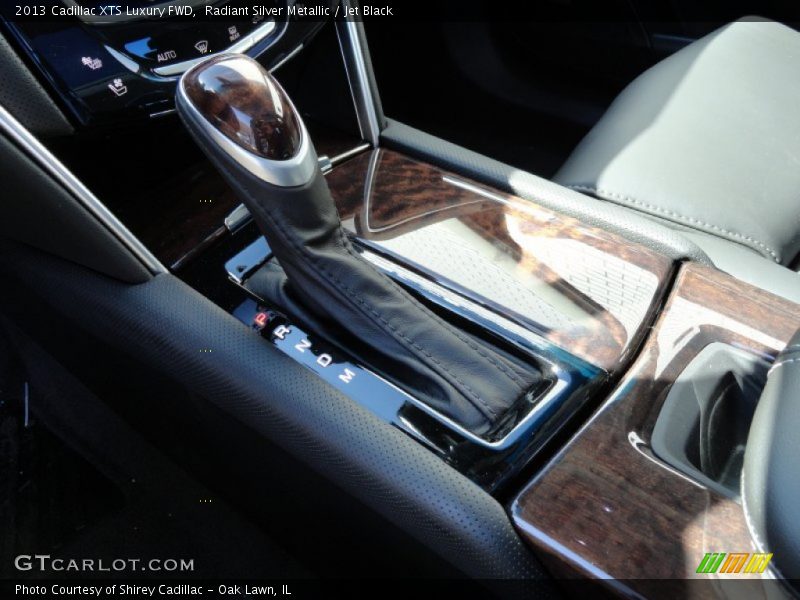 Radiant Silver Metallic / Jet Black 2013 Cadillac XTS Luxury FWD