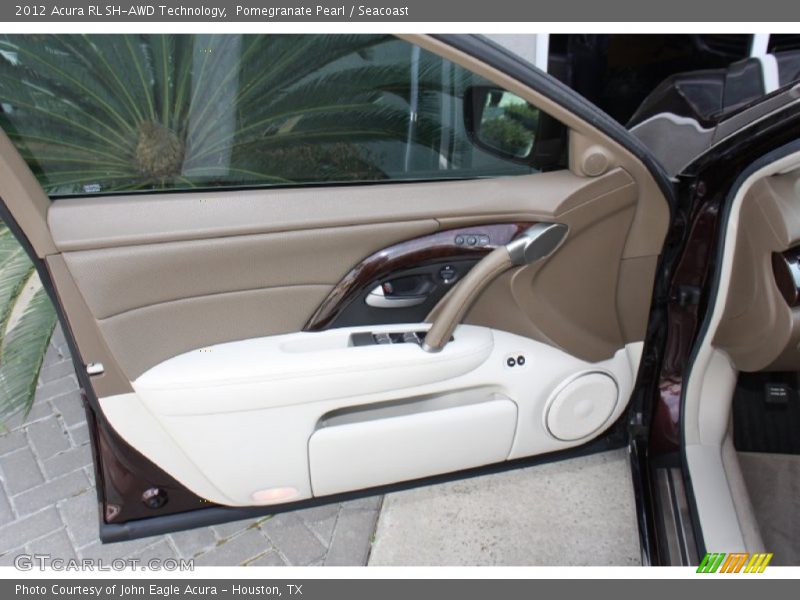 Door Panel of 2012 RL SH-AWD Technology